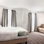 Le Trente Hotel
