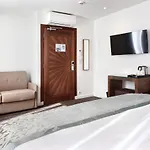 Le Trente Hotel
