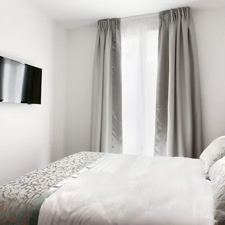 Le Trente 3* Paris